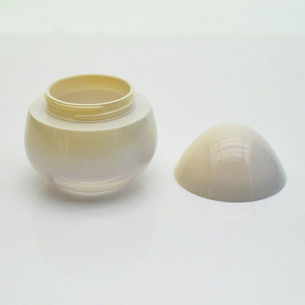 Egg shape lip balm jar